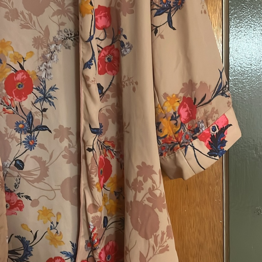 Bought for a styled shoot. - Picture 3 of 5